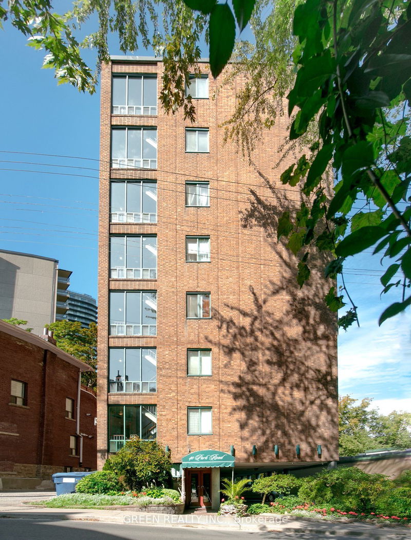 home for lease on 102-40 Park Road