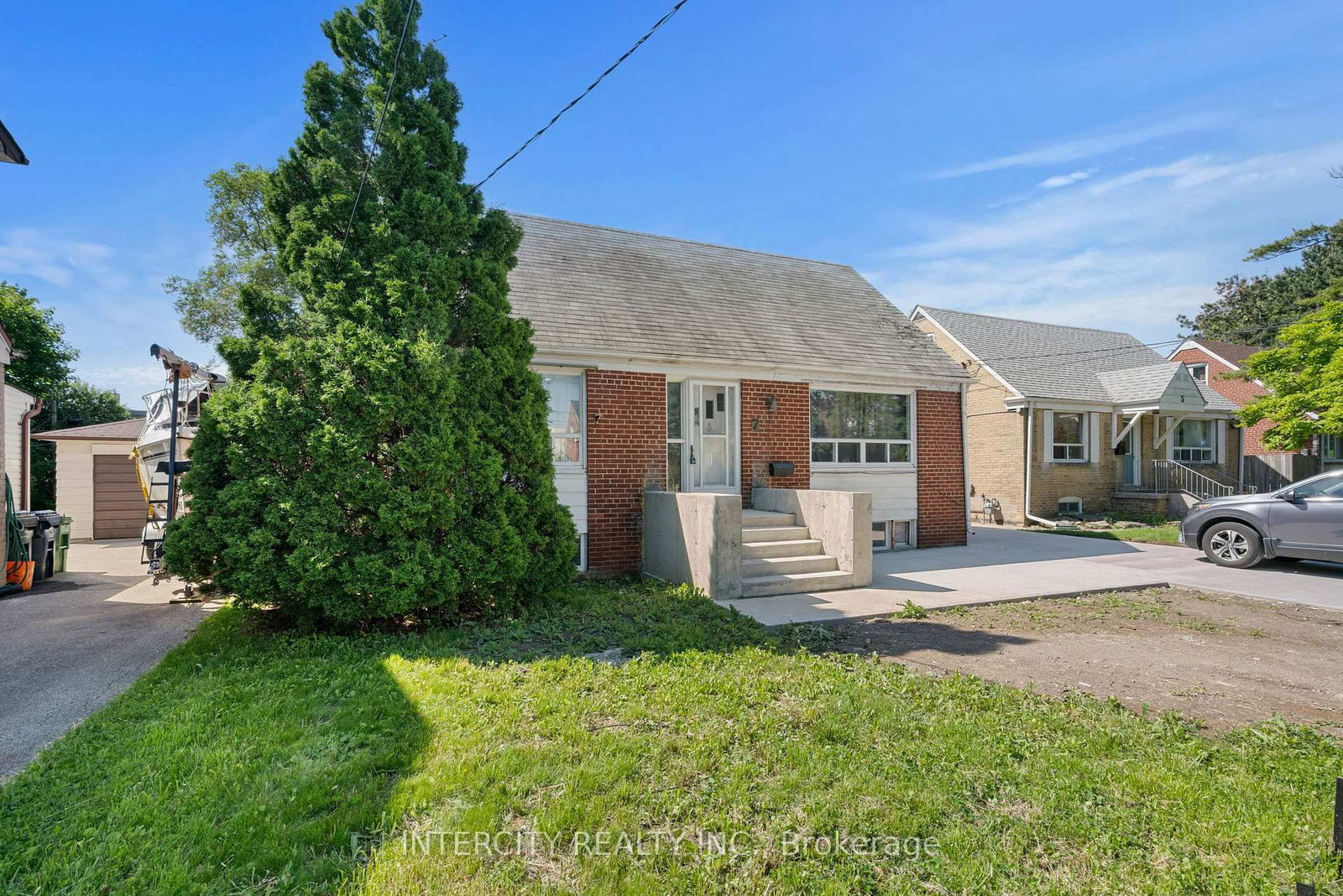Listing Image 3