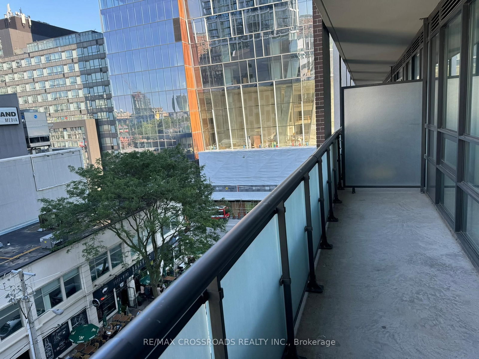 Listing Image 17