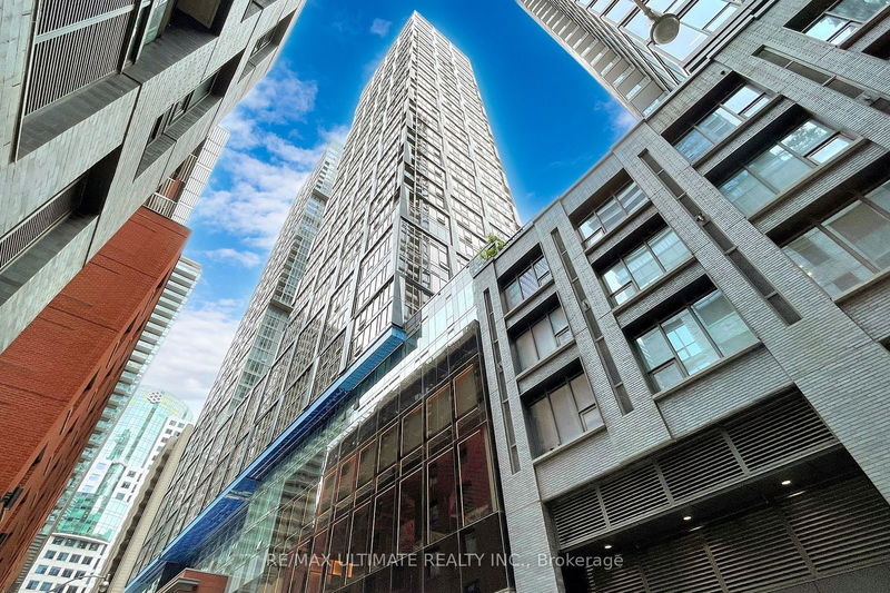home for lease on 3612-35 Mercer Street