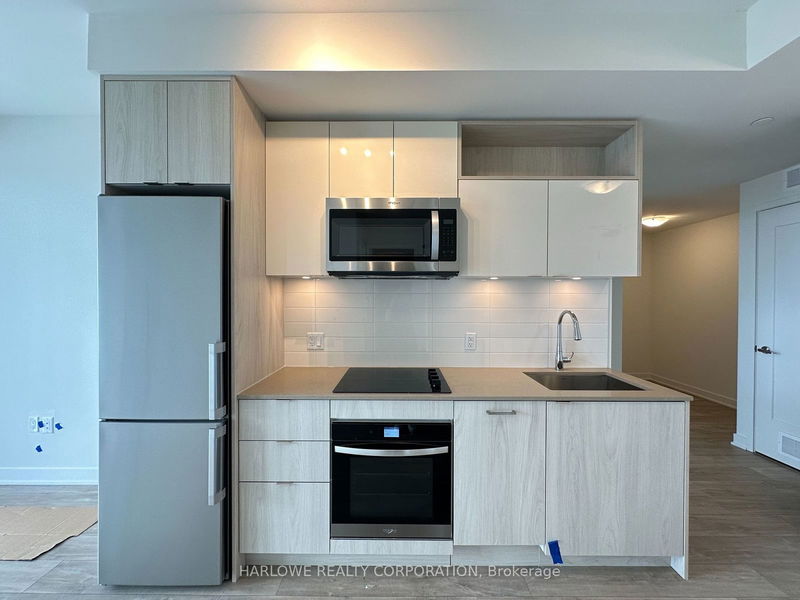 home for lease on LPH2926-135 Lower Sherbourne Street