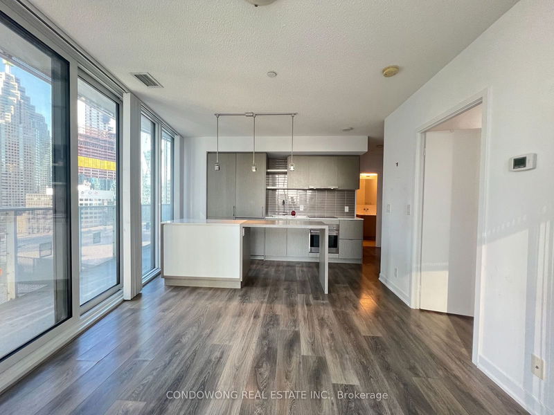 home for lease on 1702-100 Harbour Street