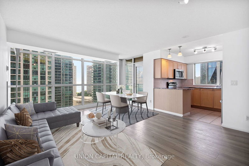 home for lease on 1812-18 Yonge Street