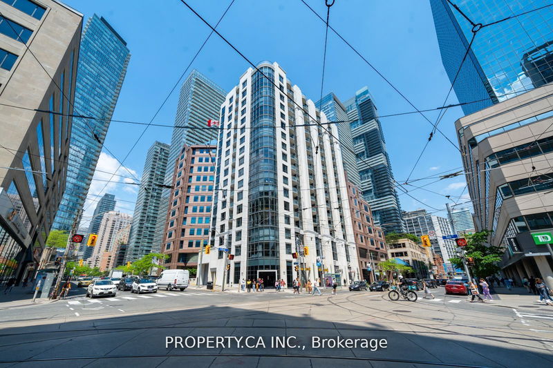 home for sale on 305-801 Bay Street