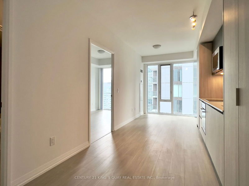 home for lease on 3220-28 Widmer Street