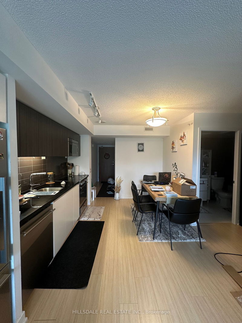 home for lease on 206-75 Queens Wharf Road