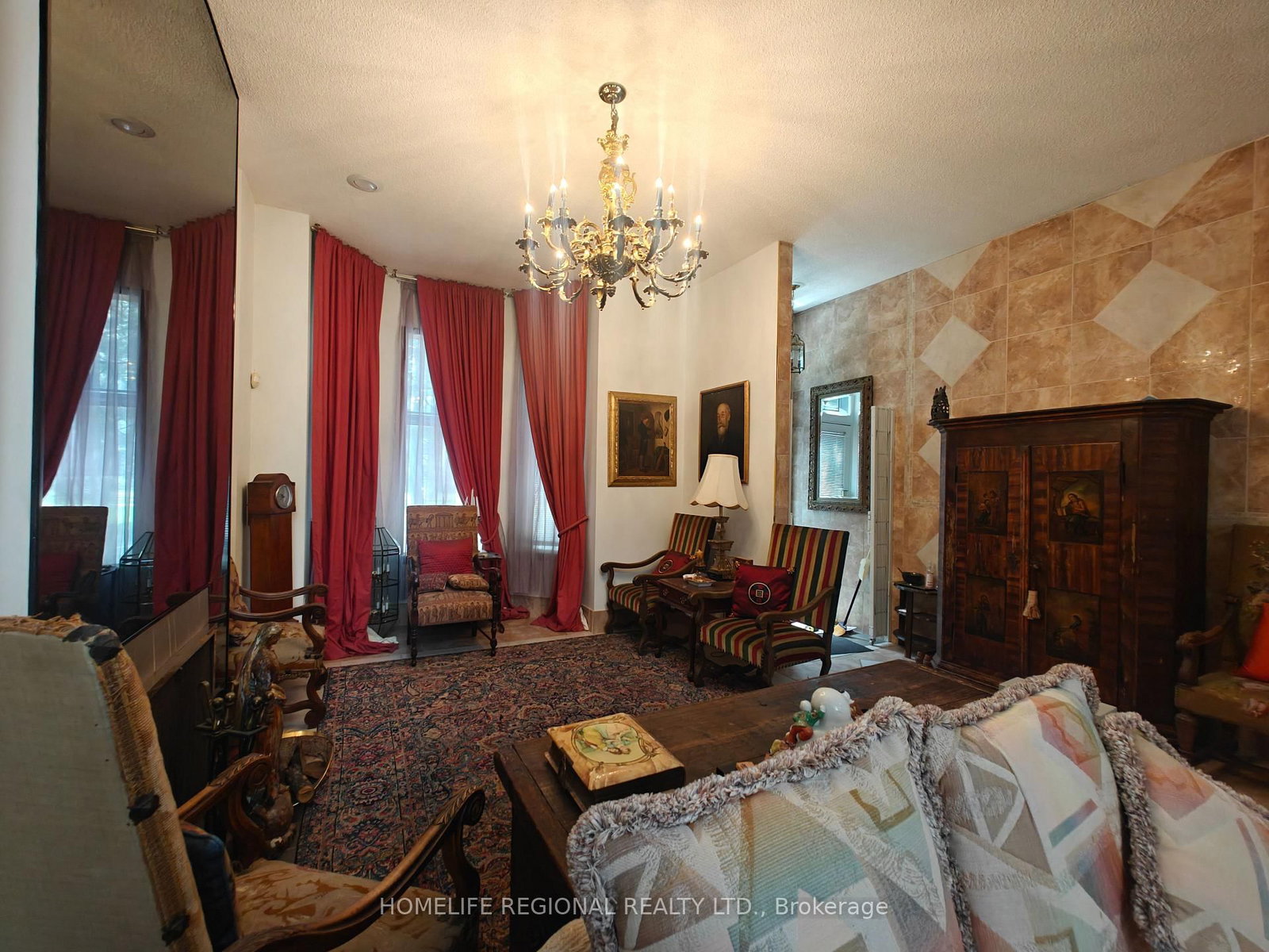 Listing Image 5