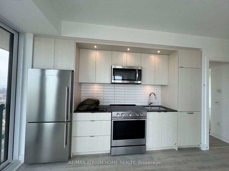 home for lease on 3904-30 Inn On The Park Drive