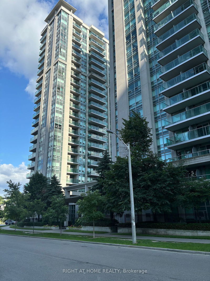 home for lease on 1511-35 Bales Avenue