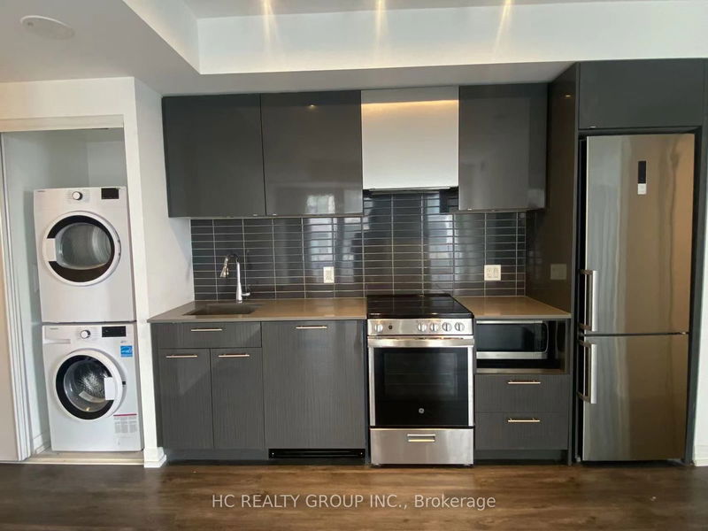 home for lease on 4403-251 Jarvis Street