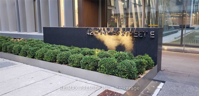 home for lease on 1607-42 Charles St Street E