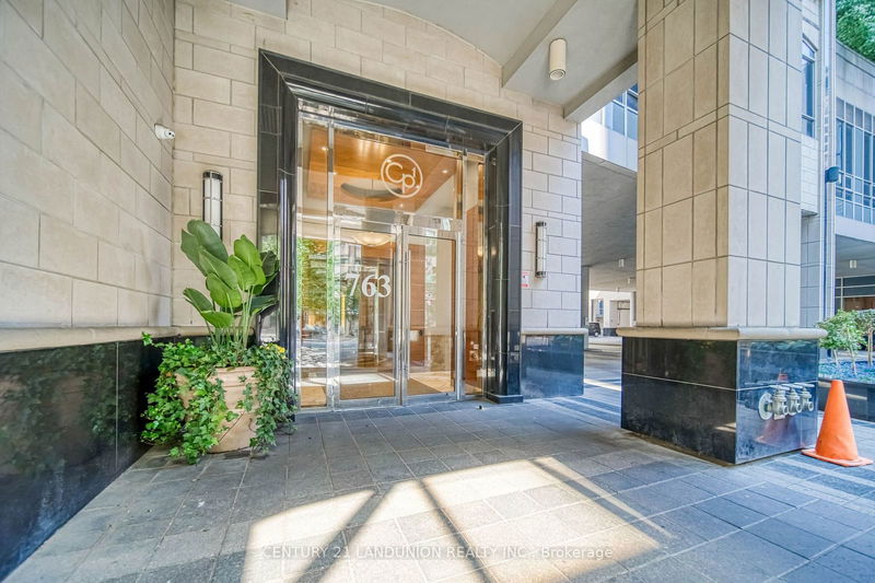  2809 - 763 Bay St  Toronto, M5G 2R3 | Image 29