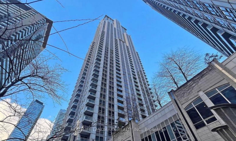 home for lease on 1604-763 Bay Street