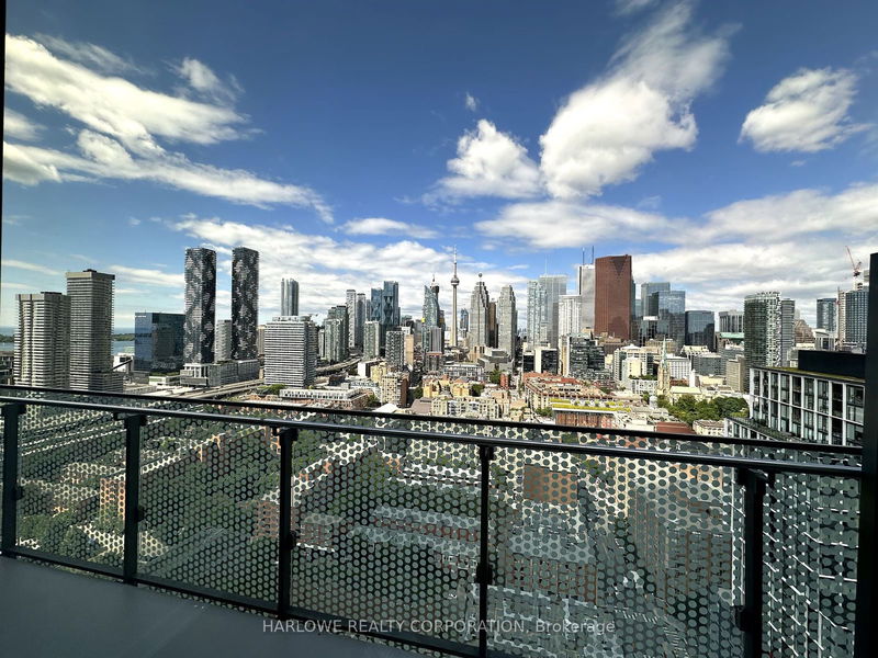 home for lease on PH3031-135 Lower Sherbourne Street