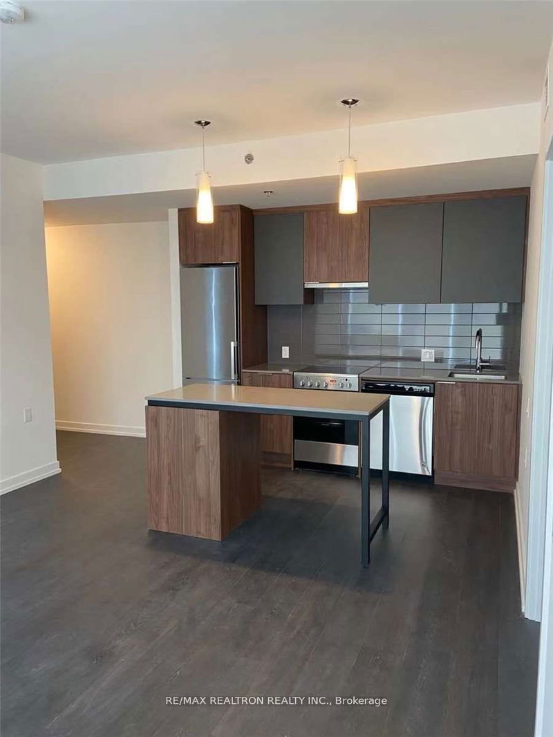 home for lease on 508-203 College Street