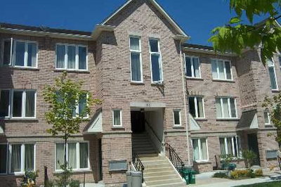 Condo sold at 301-60 Aerodrome Crescent, Toronto, Ontario, M4G4J1 - Thorncliffe Park - MLS: C897731