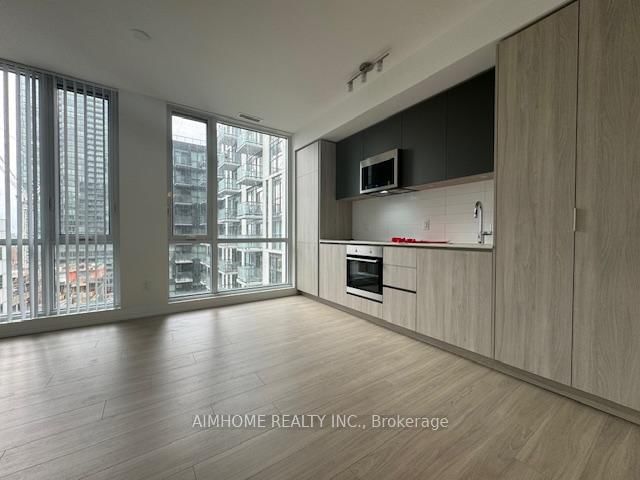 1212 - 8 Widmer St, Toronto, M5V 0W6 | Image 3