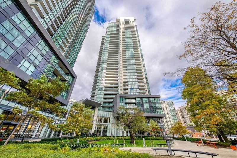 home for lease on 103-5168 Yonge Street