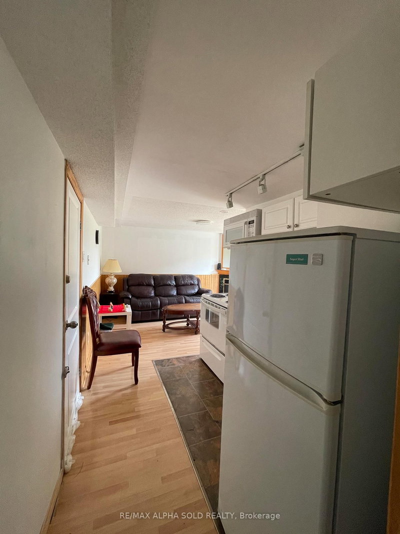 155 Edmonton Dr, Toronto, M2J 3X3 | Image 3