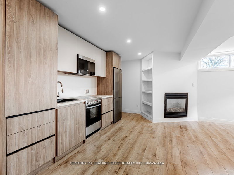 39 TREADGOLD Cres  Toronto, M3A 1X1 | Image 20