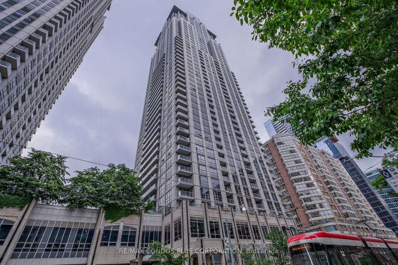 home for lease on 4008-763 Bay Street