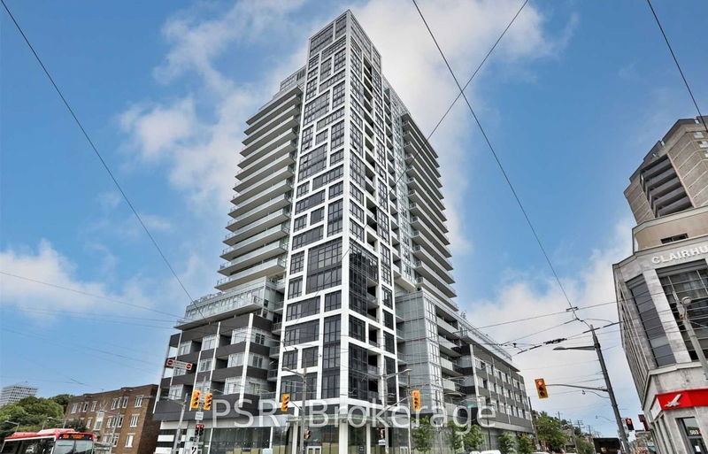 home for lease on 1011-501 St Clair Avenue W