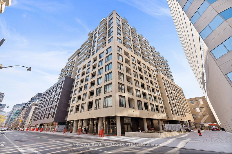 home for lease on 515-543 Richmond Street W