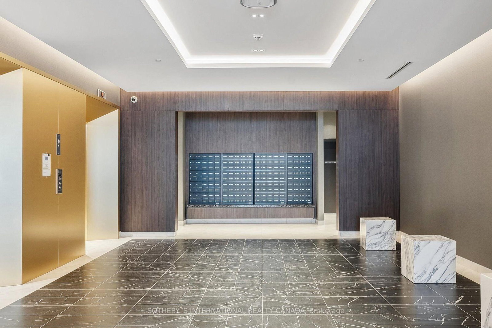 500 Dupont Street, Unit 310 - Photo 4