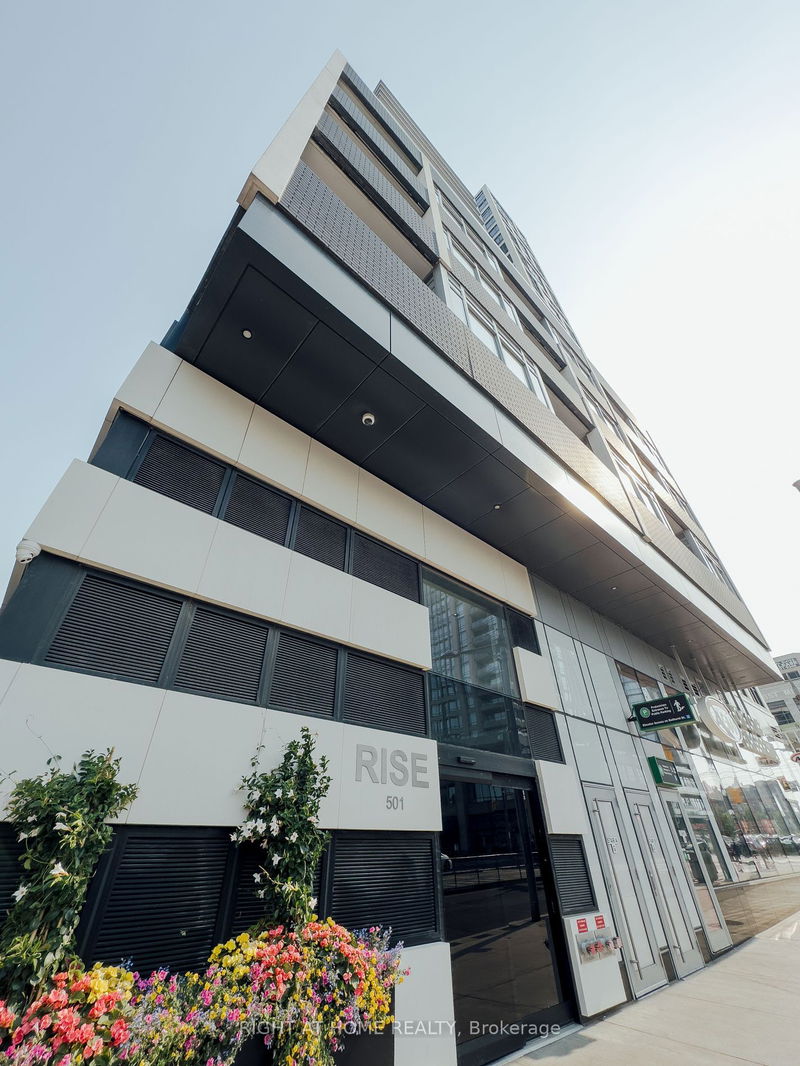 home for lease on 1101-501 St. Clair Avenue W