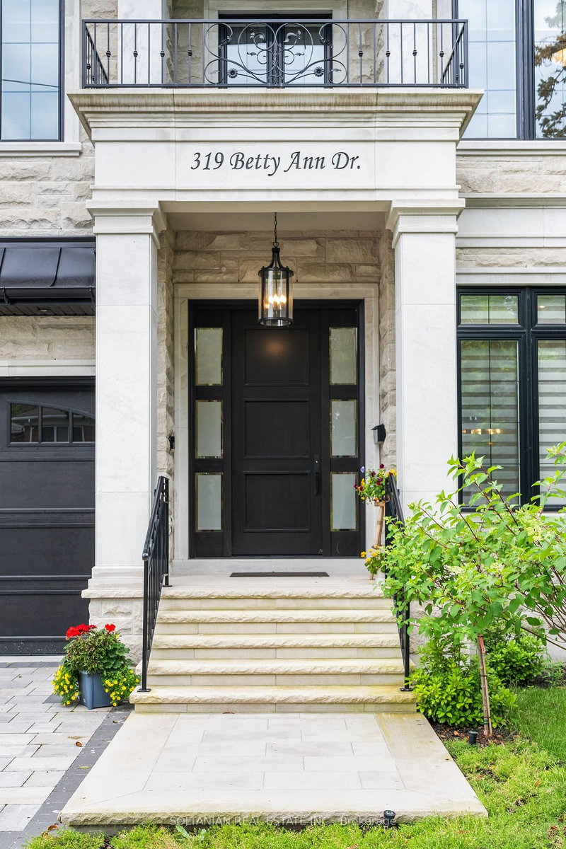 319 Betty Ann Dr, Toronto, M2R 1B4 | Image 2