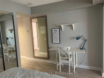 Unit 1709 — 155 Yorkville Avenue — photo 6