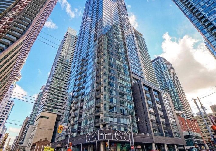 home for lease on 1104-295 Adelaide Street W