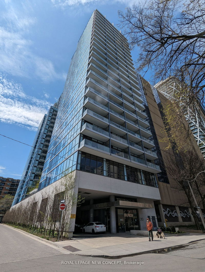 home for lease on 613-210 Simcoe Street