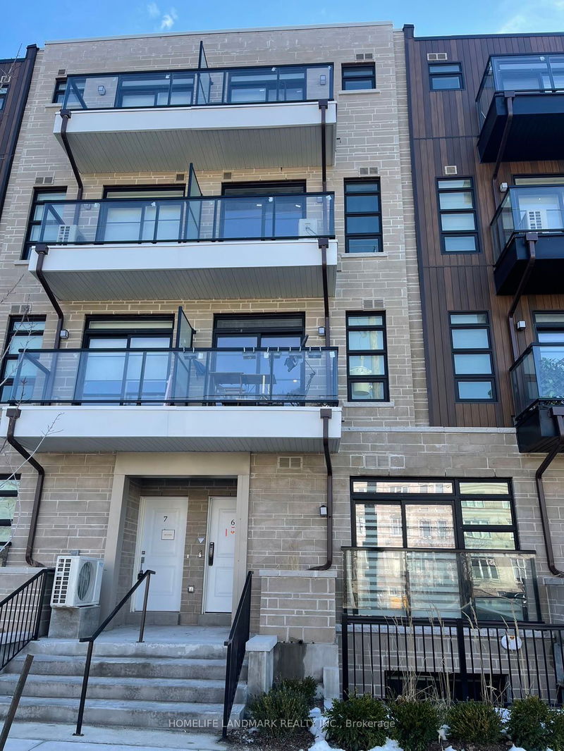 home for lease on 106-57 Finch Avenue W