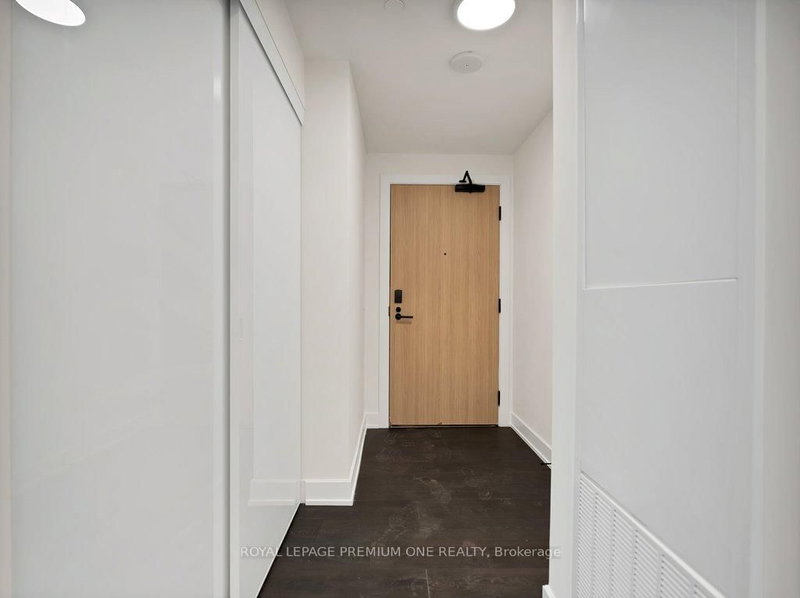 2206 - 15 Mercer St, Toronto, M5V 1H2 | Image 3