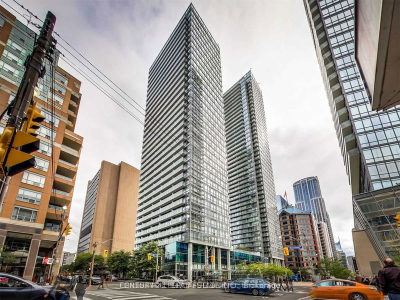 home for lease on 1809-37 Grosvenor Street