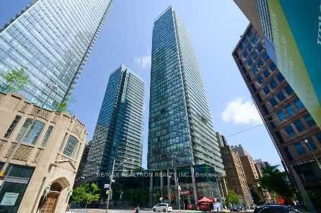 home for lease on 2203-38 Grenville Street S