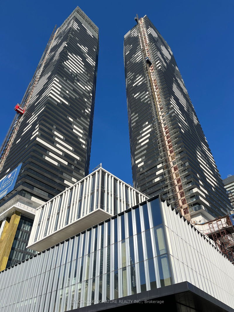 home for lease on 1707-138 Downes Street