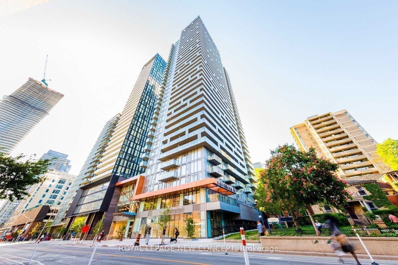 home for lease on 307-50 Wellesley Street E