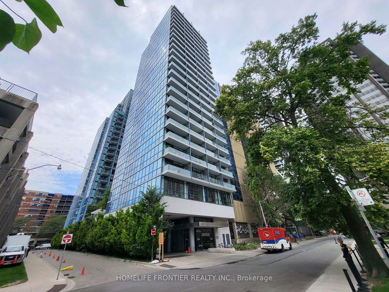 home for lease on 1310-210 Simcoe Street