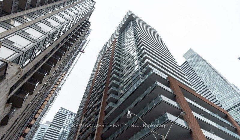 home for lease on 1308-8 Mercer Street