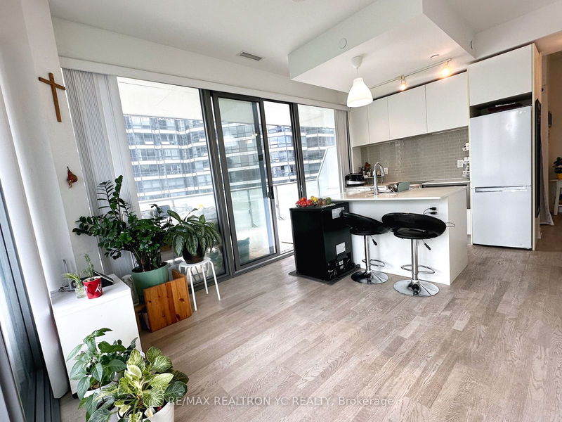 home for lease on 722-57 St Joseph Street