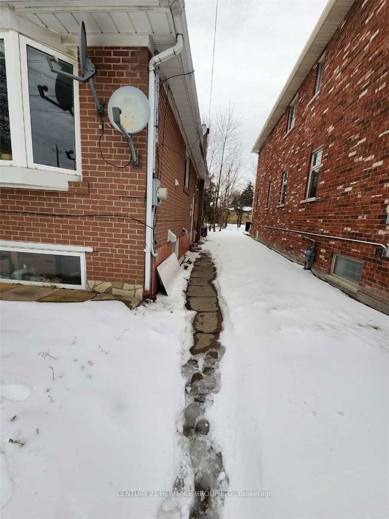 home for lease on 1-114 Goulding Avenue