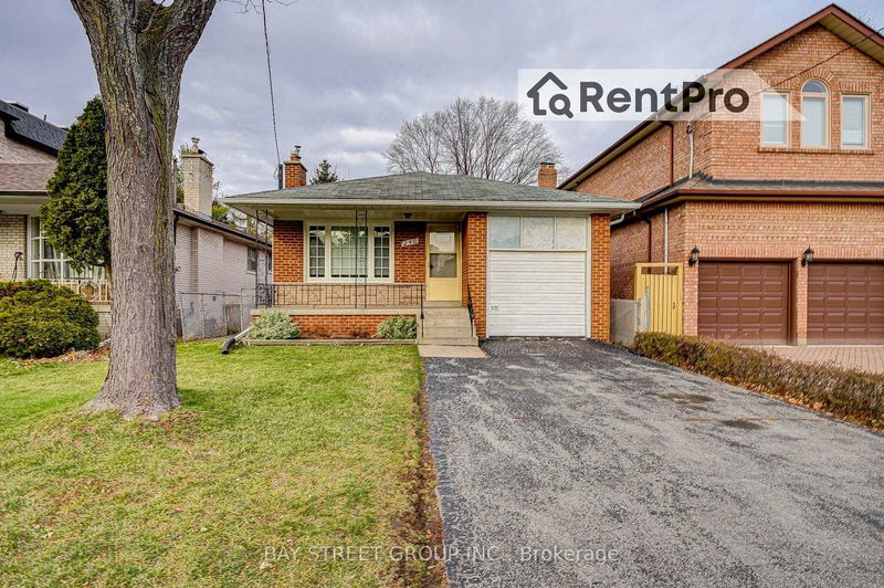home for lease on 246 Elmwood Avenue