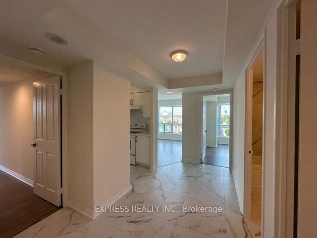 home for lease on 922-942 Yonge Street