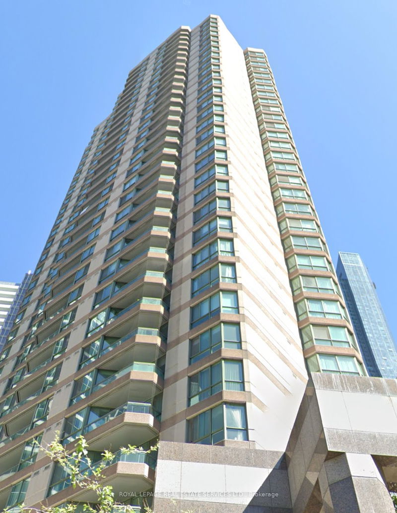 home for lease on 811-38 Elm Street