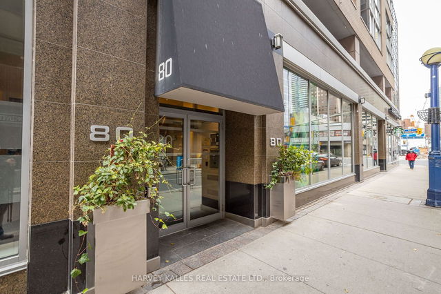703 - 80 Cumberland Street