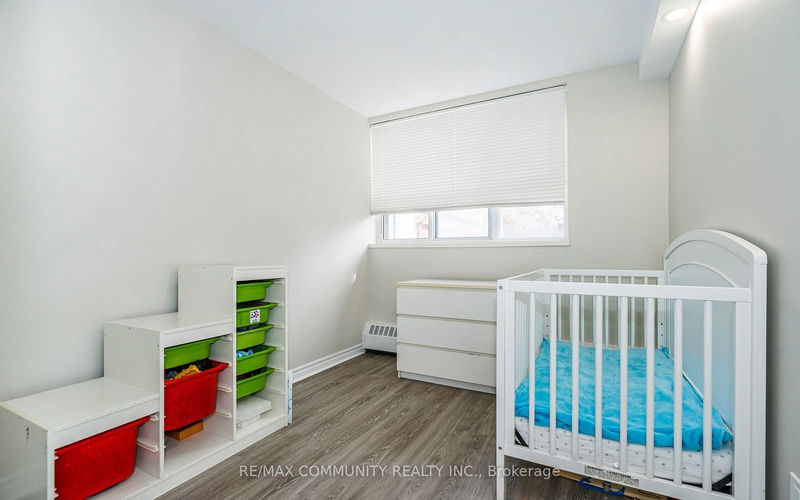  104 - 40 Sunrise Ave  Toronto, M4A 2R4 | Image 15