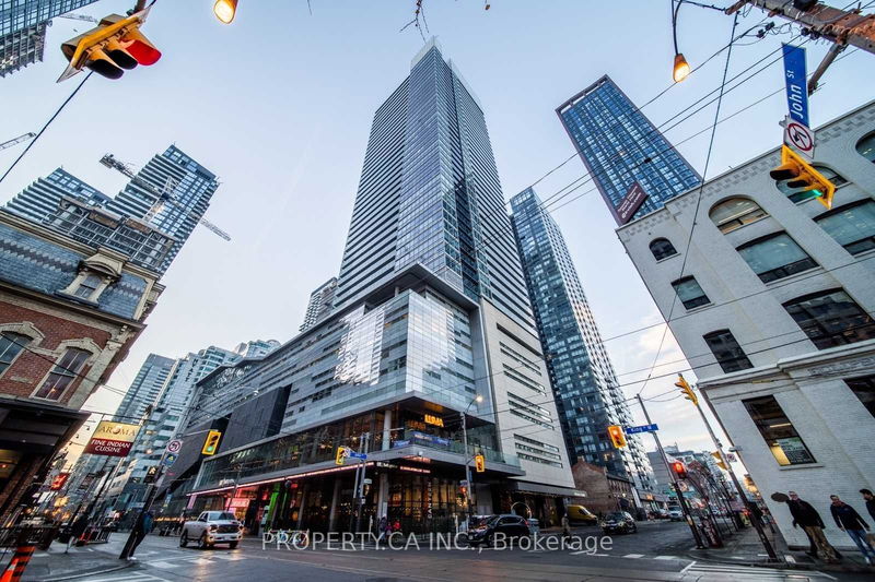 home for lease on 3202-80 John Street