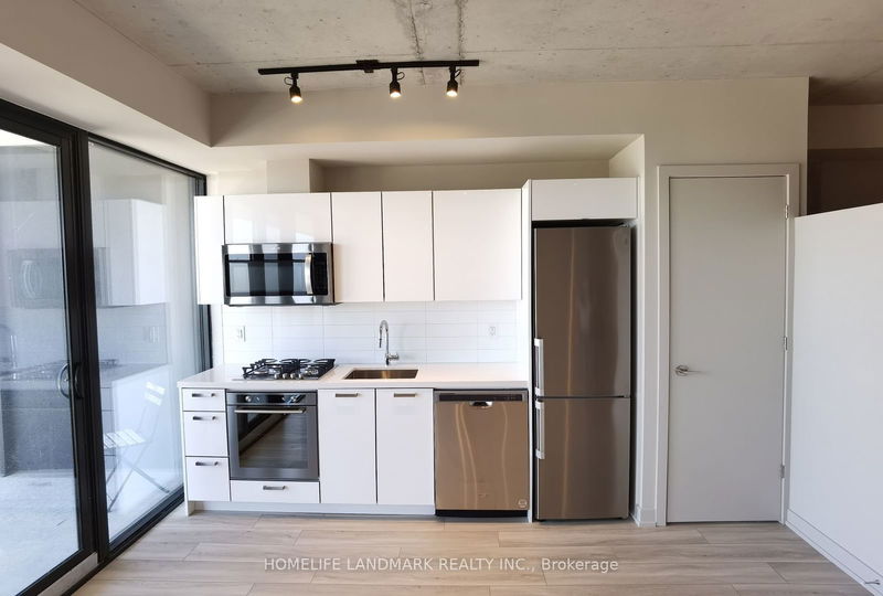 home for lease on 1502-458 Richmond Street W